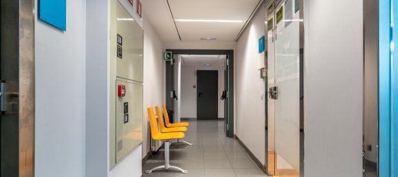 Gewerbliche Immobilie in Barcelona, Spain 62m², Nr. 65058 19