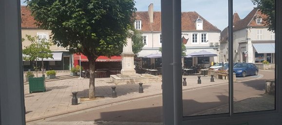 3 bedrooms House in Saint-Amand-Montrond, France No. 237846 13