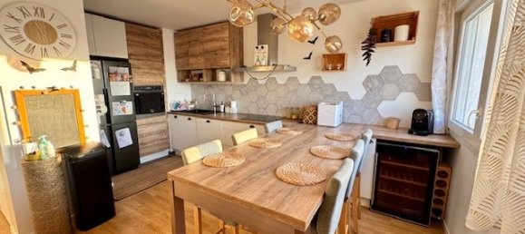 2 bedrooms Apartment in Paray-Vieille-Poste, France No. 161856 12