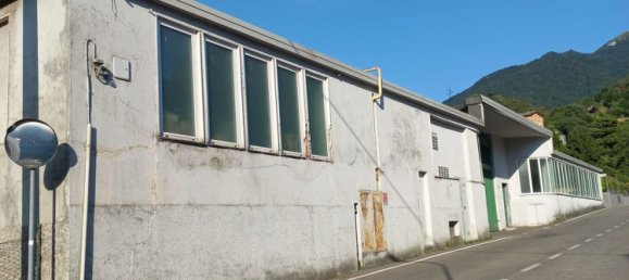 1500m² Warehouse in Civate, Italy No. 275983 3