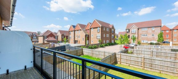 4 bedrooms House in Tadworth, United Kingdom No. 9673 29