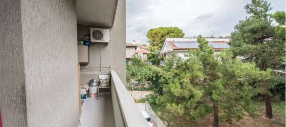 Apartamento de 3 dormitorios en Pescara, Italy No. 339708 18