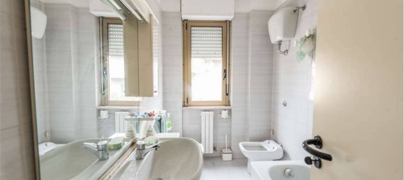 Apartamento de 3 dormitorios en Pescara, Italy No. 339708 24