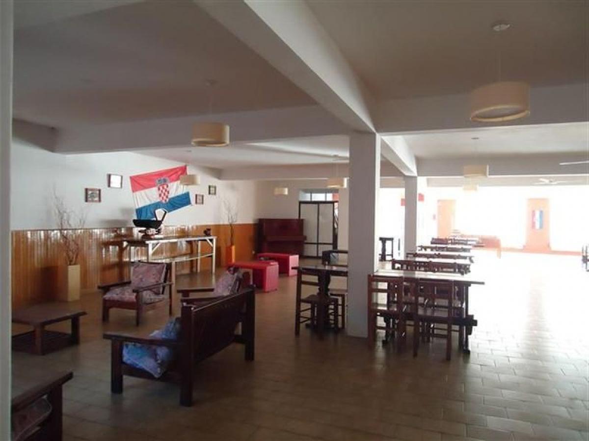 Edificio en Mar del Plata, Argentina 4900 m² No. 105532