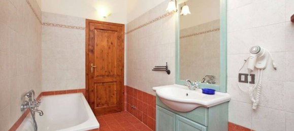 25 Schlafzimmer Haus in Bucine, Italy, Nr. 169687 18