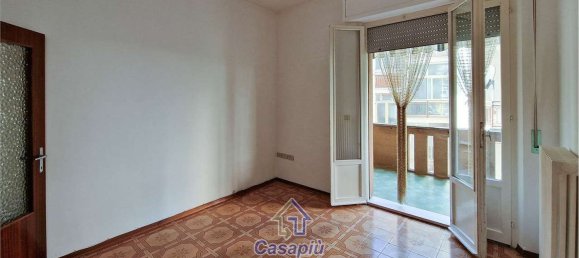 Квартира с 4 комнатами в Моровале, Италия № 236279 9