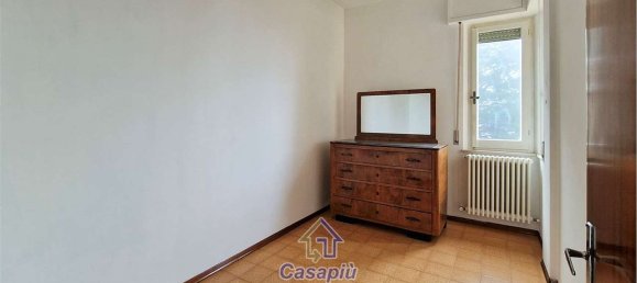 Квартира с 4 комнатами в Моровале, Италия № 236279 16