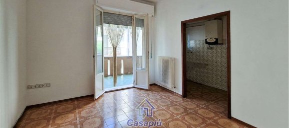 Квартира с 4 комнатами в Моровале, Италия № 236279 8