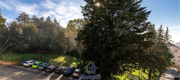 Квартира с 4 комнатами в Моровале, Италия № 236279 27