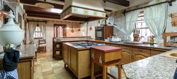 Casa de 10 dormitorios en Pollenca, Spain No. 30691 12