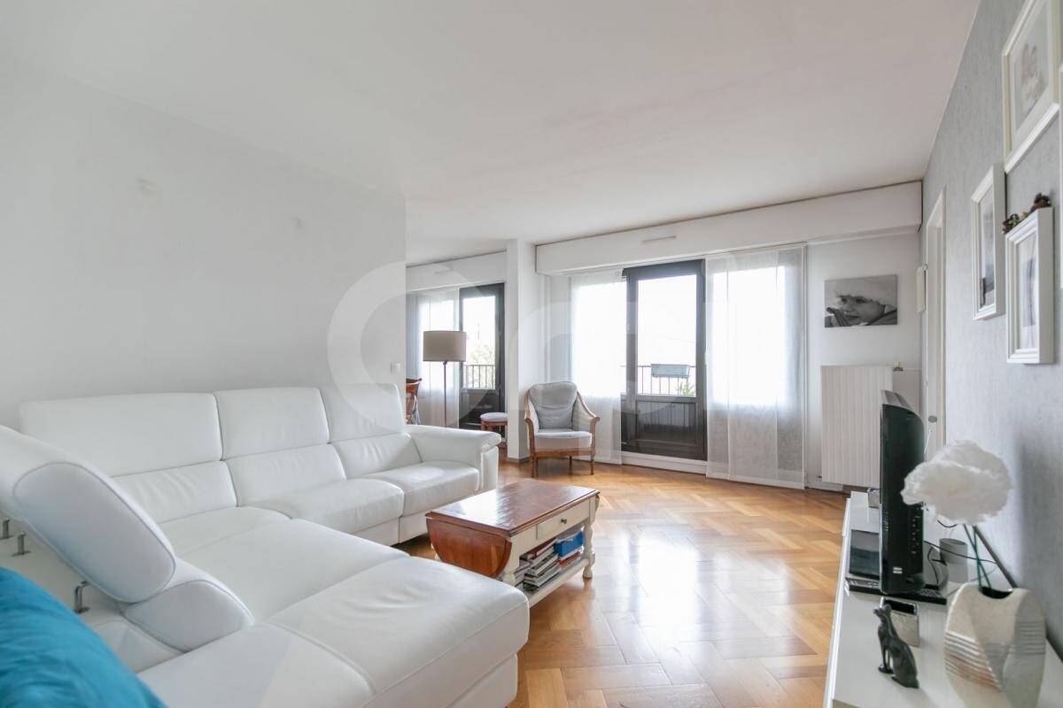 2 bedrooms Apartment in Sucy-en-Brie, France No. 139482