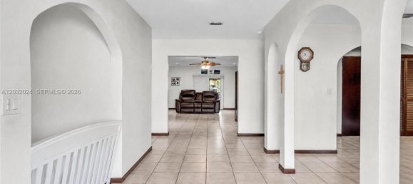 4 dormitorios villa en venta en Miami, Miami-Dade, Florida, USA № 615213 18