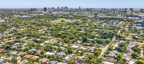 4 dormitorios villa en venta en Miami, Miami-Dade, Florida, USA № 615213 23