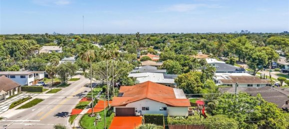 4 dormitorios villa en venta en Miami, Miami-Dade, Florida, USA № 615213 20
