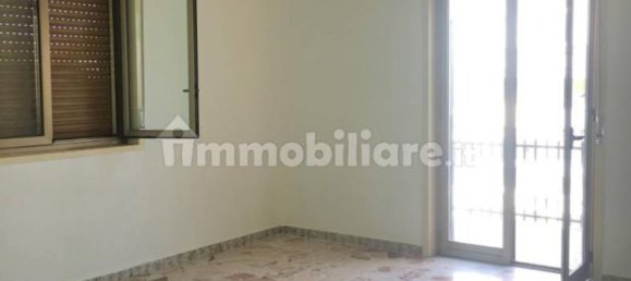 Apartamento de 2 dormitorios en Catania, Italy No. 156062 4