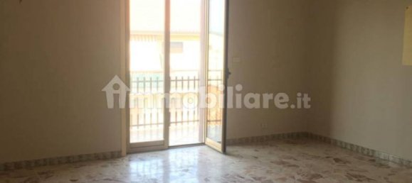 Apartamento de 2 dormitorios en Catania, Italy No. 156062 19