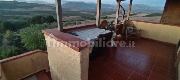 2 Schlafzimmer Haus in Camporeale, Italy, Nr. 320578 10