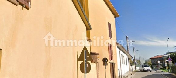 1 bedroom Apartment in Brembate, Italy No. 334990 2