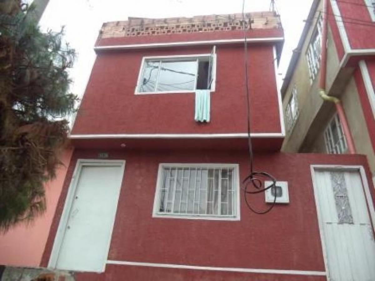 Дом с 6 спальнями в Богота, Колумбия № 13765