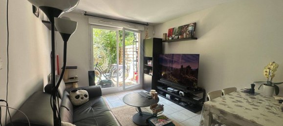 2 Schlafzimmer Wohnung in Lieusaint, France, Nr. 329900 9
