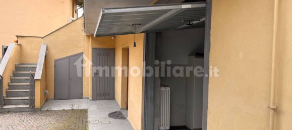 4 bedrooms Villa in Pecetto Torinese, Italy No. 201075 76