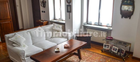4 bedrooms Villa in Pecetto Torinese, Italy No. 201075 13