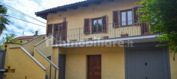4 bedrooms Villa in Pecetto Torinese, Italy No. 201075 5