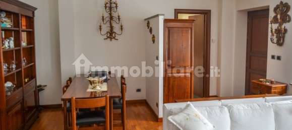 4 bedrooms Villa in Pecetto Torinese, Italy No. 201075 11