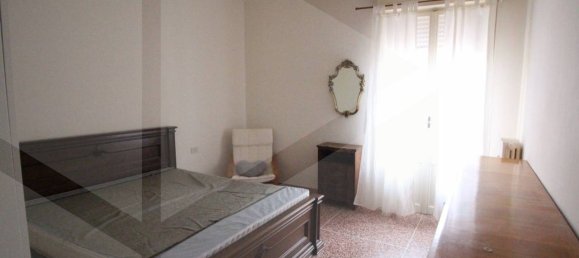 3 rooms Apartment in Bologna, Italy No. 26261 6