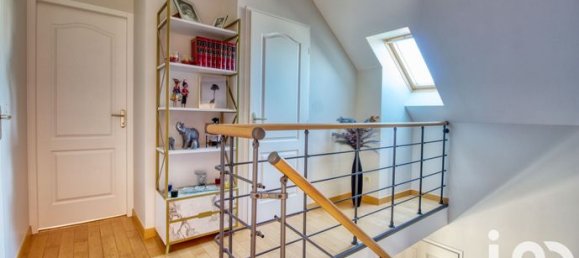 2 Schlafzimmer Haus in Magny-en-Vexin, France, Nr. 304401 10