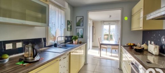 2 Schlafzimmer Haus in Magny-en-Vexin, France, Nr. 304401 8