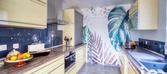 2 Schlafzimmer Haus in Magny-en-Vexin, France, Nr. 304401 7