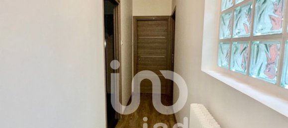 Casa de 4 dormitorios en Arques, France No. 220553 10