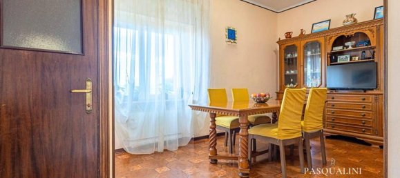 7 rooms House in Osimo, Italy No. 37342 49