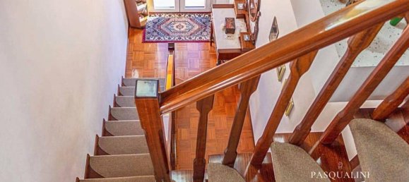 7 rooms House in Osimo, Italy No. 37342 142