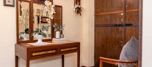 7 rooms House in Osimo, Italy No. 37342 42