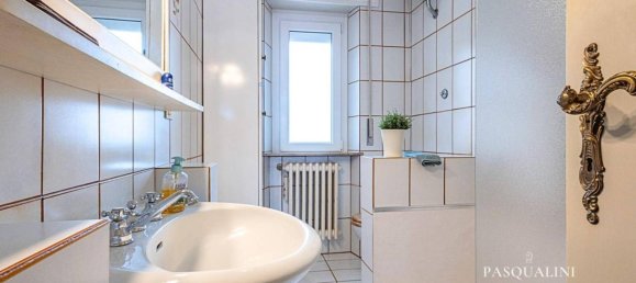 7 rooms House in Osimo, Italy No. 37342 121