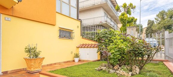 7 rooms House in Osimo, Italy No. 37342 15