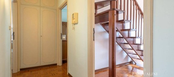 7 rooms House in Osimo, Italy No. 37342 138