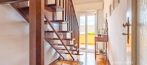 7 rooms House in Osimo, Italy No. 37342 119