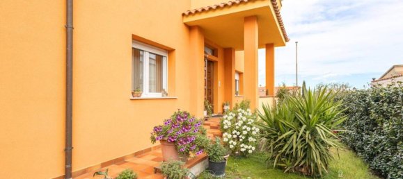 7 rooms House in Osimo, Italy No. 37342 8