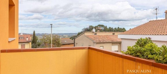 7 rooms House in Osimo, Italy No. 37342 139