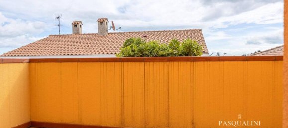 7 rooms House in Osimo, Italy No. 37342 137