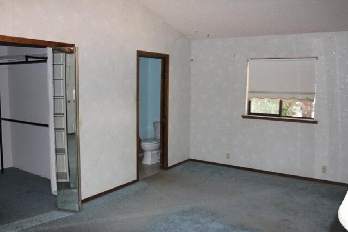 3 bedrooms House in Brownsville, USA No. 224879