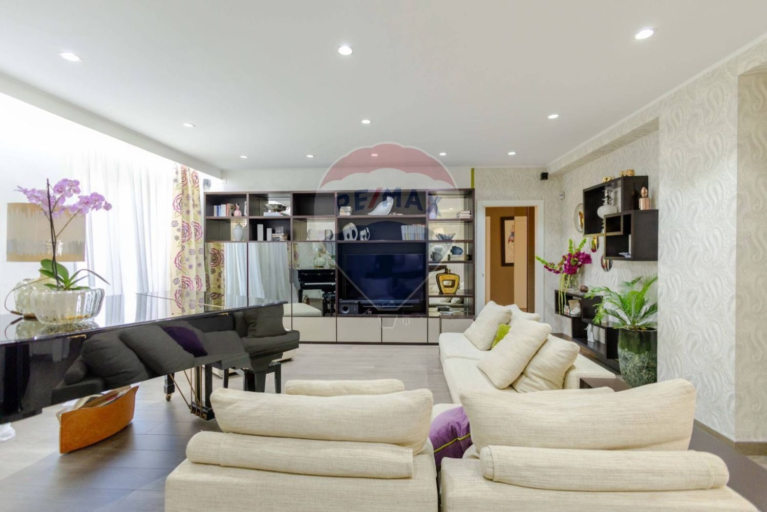 4 bedrooms Apartment in Barletta, Italy No. 316622