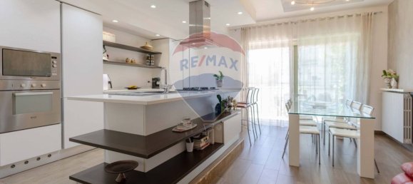 4 bedrooms Apartment in Barletta, Italy No. 316622 8