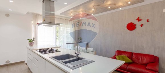 4 bedrooms Apartment in Barletta, Italy No. 316622 12