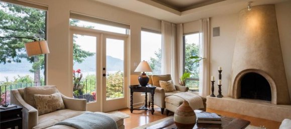 4 bedrooms House in British Columbia, Canada No. 1052 9