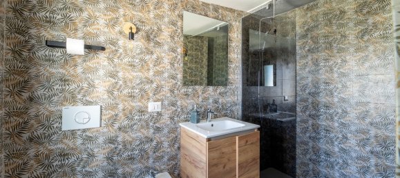 5 bedrooms Villa in Rome, Italy No. 377941 24