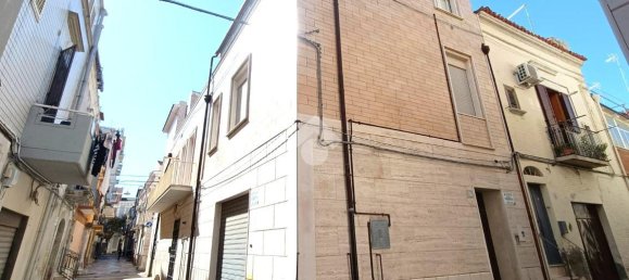 7-Zimmer Haus in San Severo, Italy, Nr. 141080 37